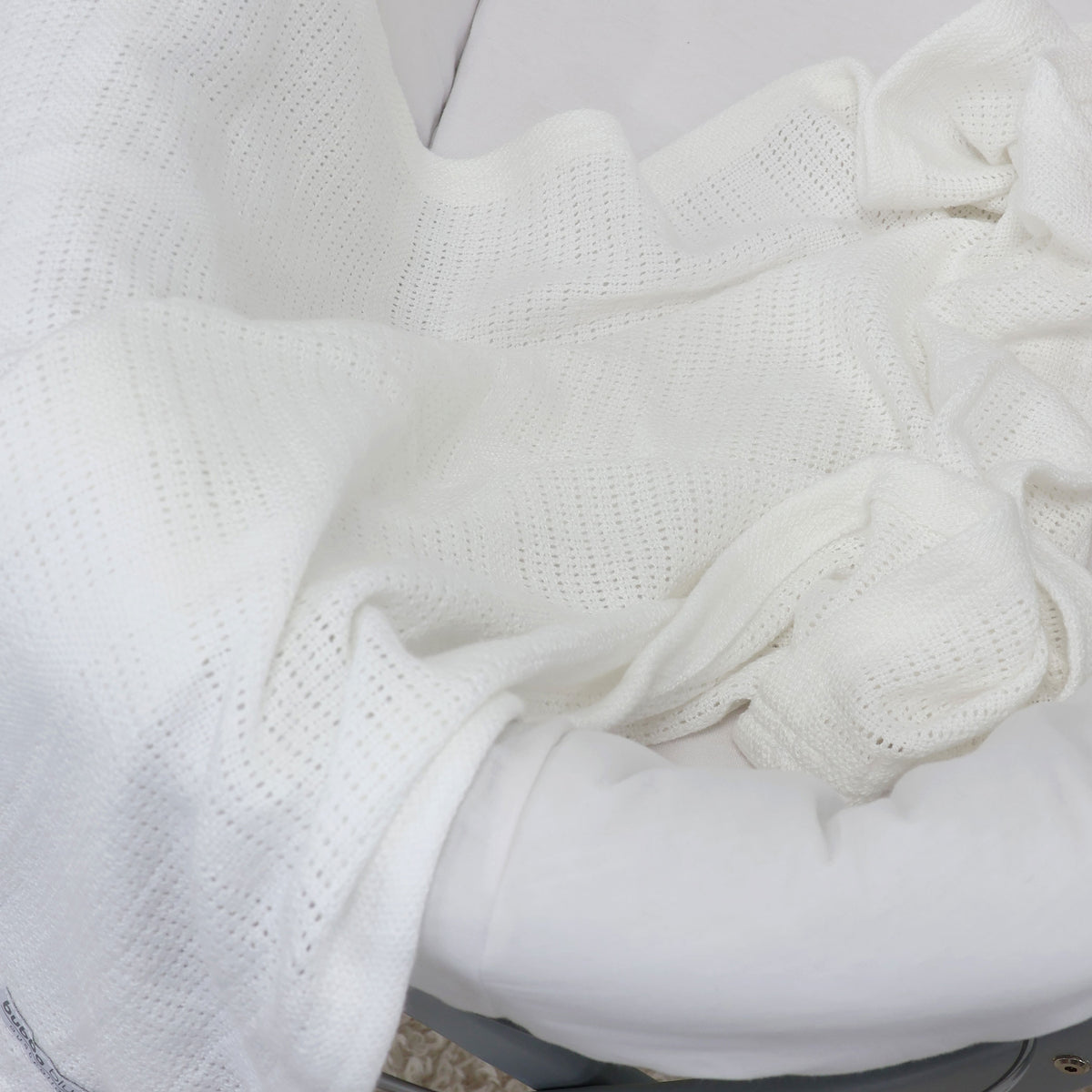 Bamboo White 2pk Cellular Blankets - Bubba Blue Australia