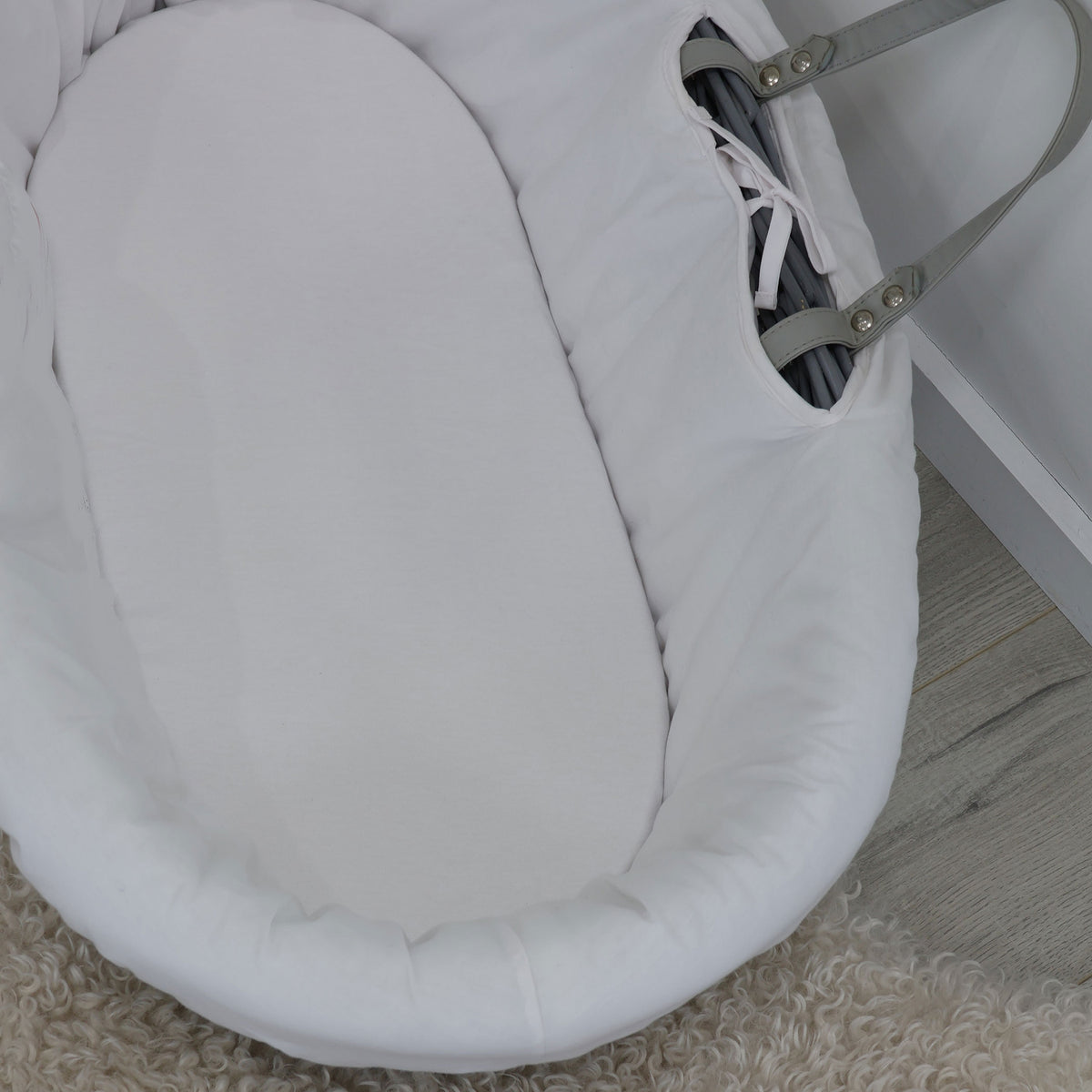 Bamboo White Moses Basket Jersey Fitted Sheet - Bubba Blue Australia