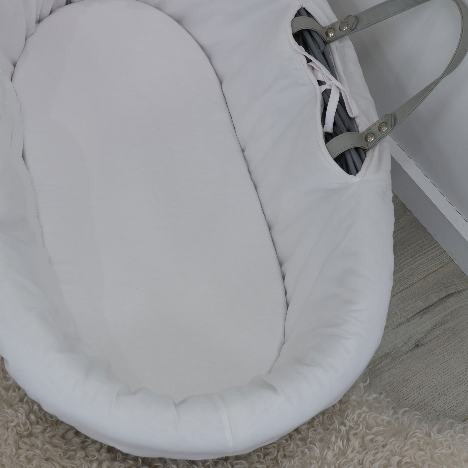 Bamboo White Moses Basket Jersey Fitted Sheet - Bubba Blue Australia