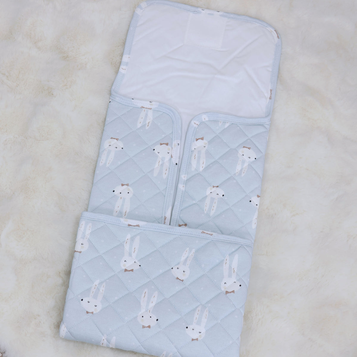 Mr. Rabbit Travel Change Mat