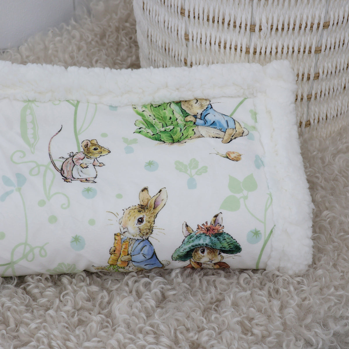 Peter Rabbit & Benjamin Bunny Fleece Cuddle Blanket - Bubba Blue Australia